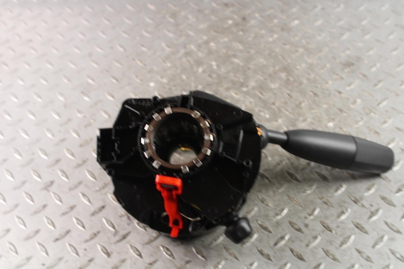 Maserati Ghibli 2014-2020 Steering wheel switch