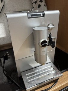 Jura ENA7 Kaffeevollautomat ENA-Serie Espressovollautomat Silber Top Zustand