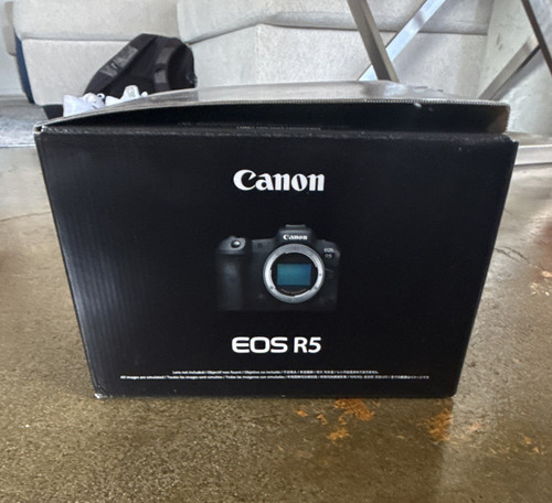 Canon EOS R5 Mirrorless Interchangeable Lens Camera Body 45MP Black 3.2in