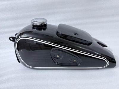 BMW R71 Kraftstofftank aus Stahl, schwarz lackiert, mit Tankdeckel