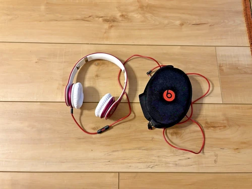 Monster Beats by Dr. Dre Solo HD Wired Headphones w/ OE Case Pink
