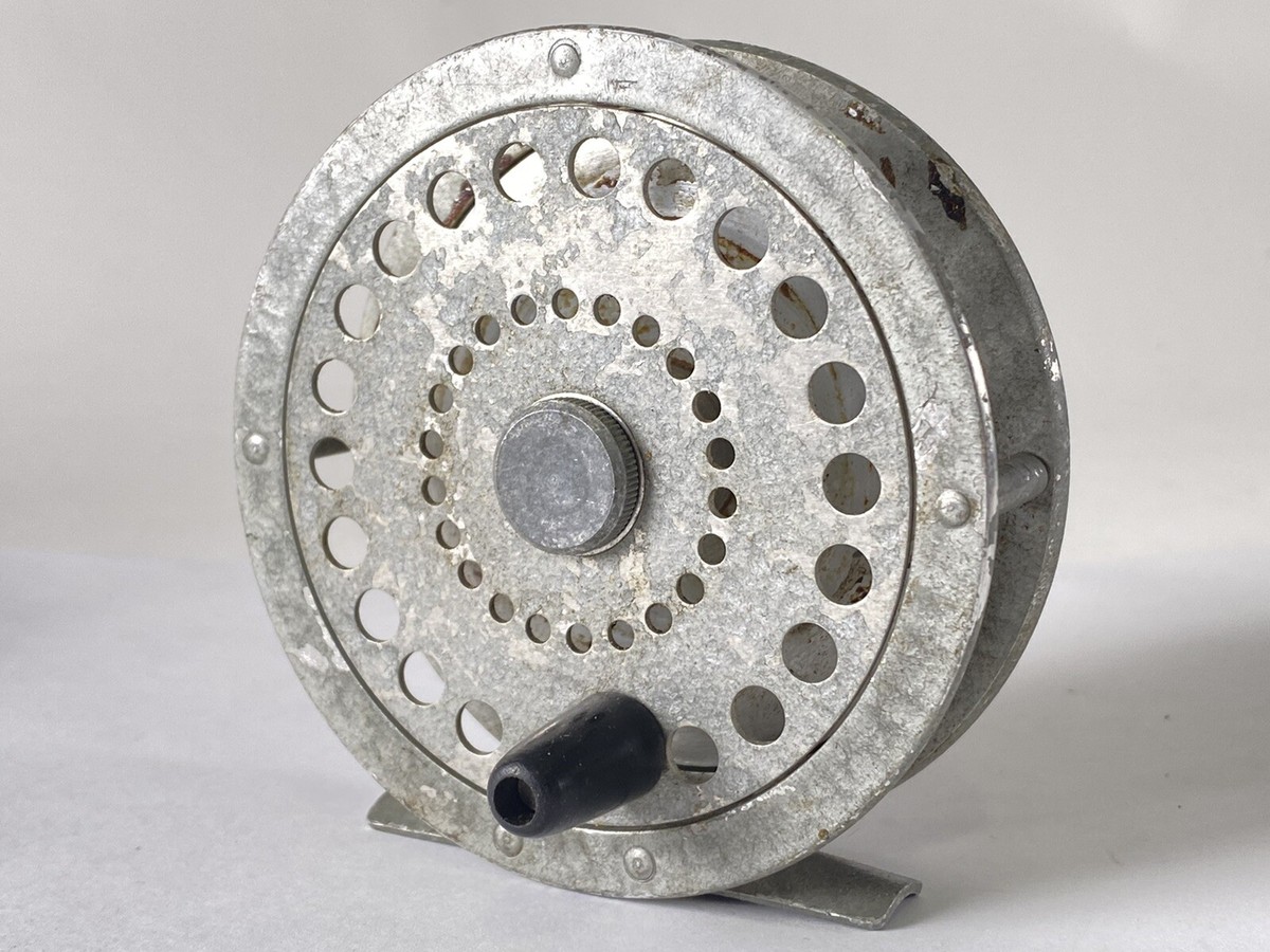 Vintage HICO Sportcraft No. 100 Fly Reel - working Clicker! | eBay Vintage HICO Sportcraft No. 100 Fly Reel - working Clicker! | eBay