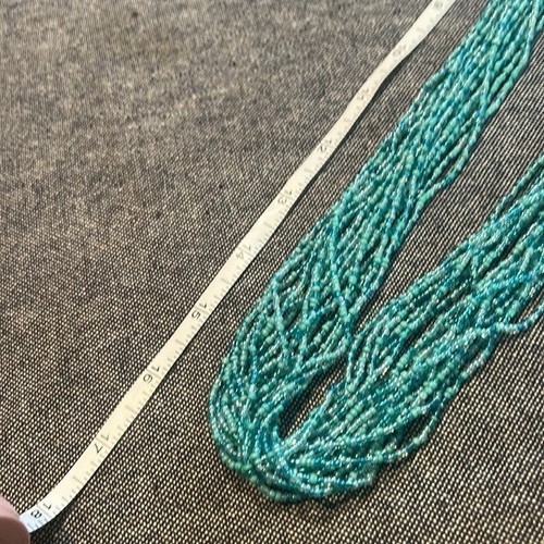 Turquoise multi-strand Seedbead and wooden bead necklace - Picture 3 of 4