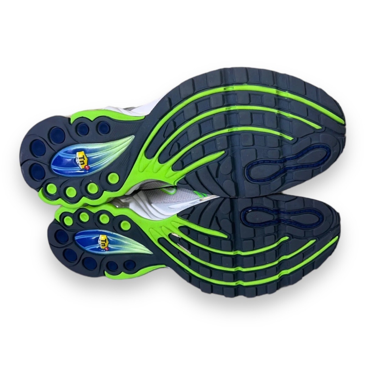 Nike Air Max Plus 2 GS College Grey/Electric Green CT4383-002 Youth 7 | eBay
