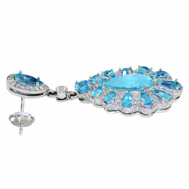 Par de pendientes colgantes de turmalina Paraiba en forma de pera y circonita cúbica de 3,11 quilates a juego de 2,59 quilates Foto 2 de 4