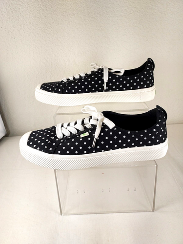 Cariuma OCA Low Skate Sneakers Women 10.5 Men 9 Canvas Black White Polka Dot