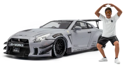 Nissan GT-R (R35) W/ Liberty Walk Body kit 2.0 2024 KATO 1/18 - S1805821 SOLIDO
