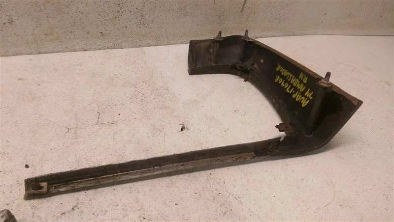 Extensión de guardabarros delantero de pasajero para AMC Ambassador 1974 Foto 4 de 4