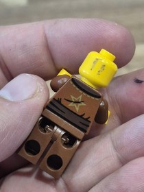 LEGO NINJAGO MINIFIGURE Dareth - Rebooted WRONG HEAD njo0110 Authentic