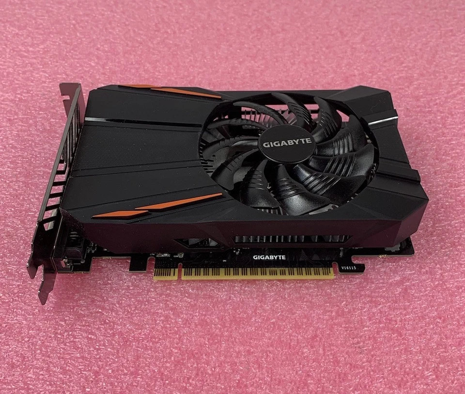 Gigabyte GV-N1050D5-2GD Video Graphics Card - Image 2 of 4