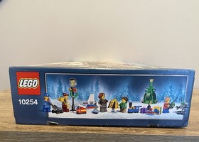 LEGO Creator Expert: Winter Holiday Train (10254) Brand New sealed