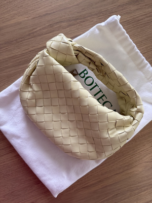 Pre-owned: Auth Bottega Veneta Leather Mini Jodie Knot handbag Ice