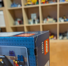 LEGO Creator 10211, Grand Emporium - Large Department Store - New, Original Box (UNOPENED)