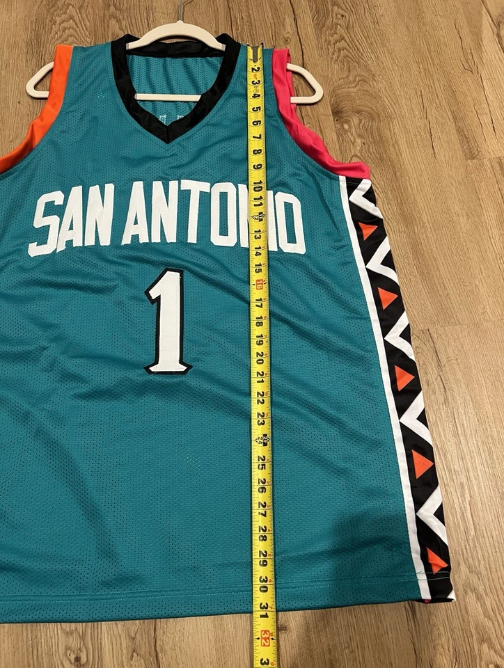 Camiseta San Antonio Spurs Wembanyama adulto Lg - Ver fotos de medidas  Foto 4 de 4