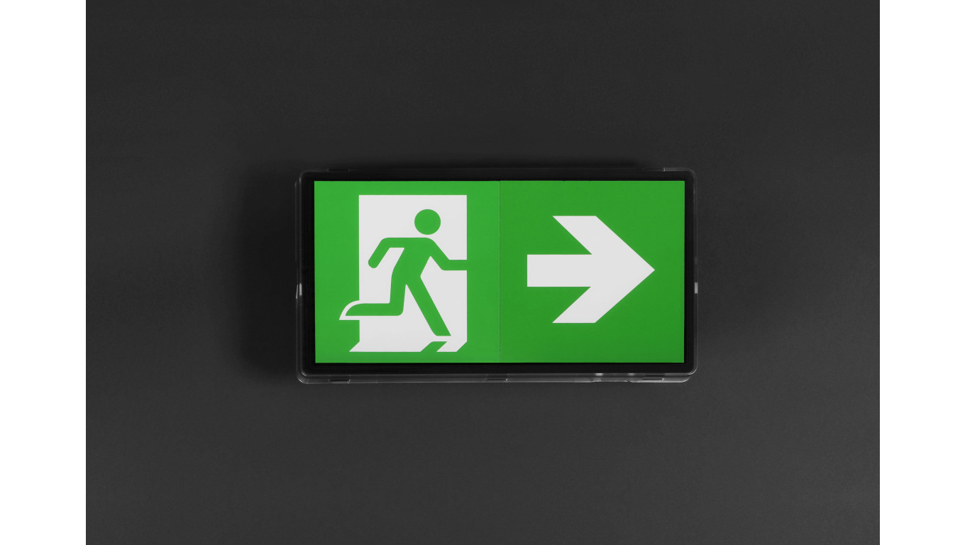 Светодиодная лампа высокого качества SO 150 SA 3H С ЗАЩИТОЙ IP65, ЧЕРНЫЙ / INLEWA 93622