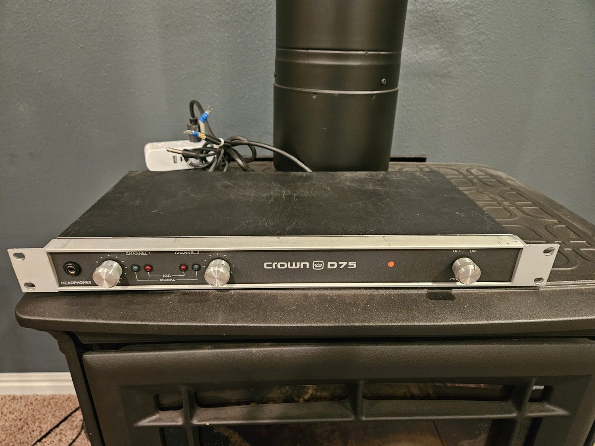 Crown D-75 Stereo Power Amplifier – USA Made – Turns On – Untested