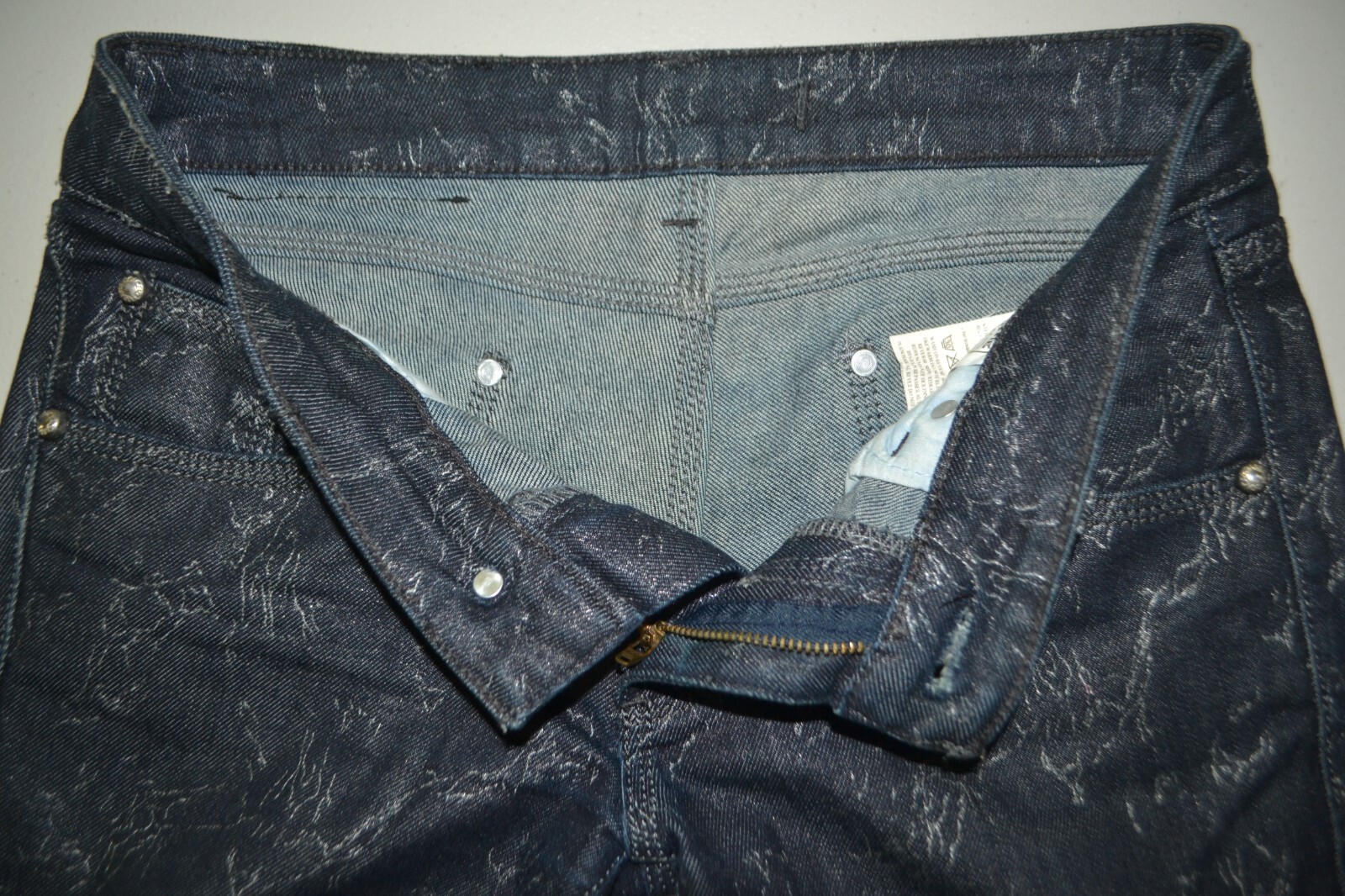 Picture 5 of 12