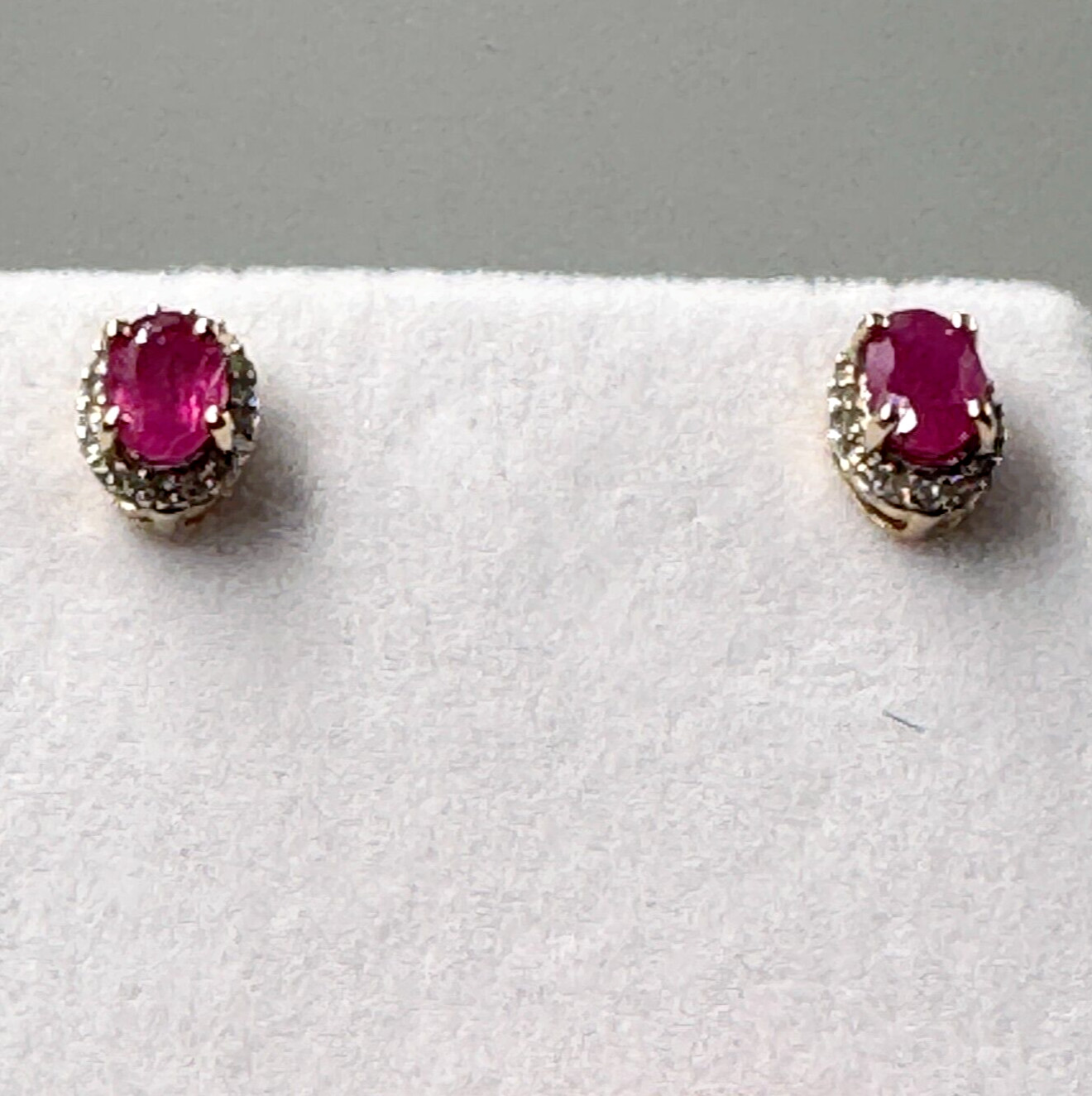 14K Solid Yellow Gold Oval Ruby & Diamond Halo St… - image 7