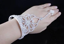 BUTTERFLY AUSTRIAN RHINESTONE CRYSTAL SLAVE GLOVE BRACELET W RING BANGLE B11981S
