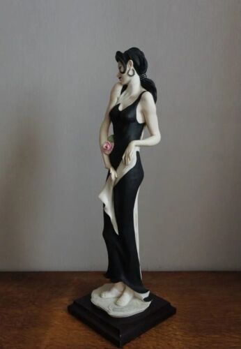 Giuseppe Armani Figurine Rosita 1701C Statue Florence Porcelain Capodimonte Art - Picture 3 of 10
