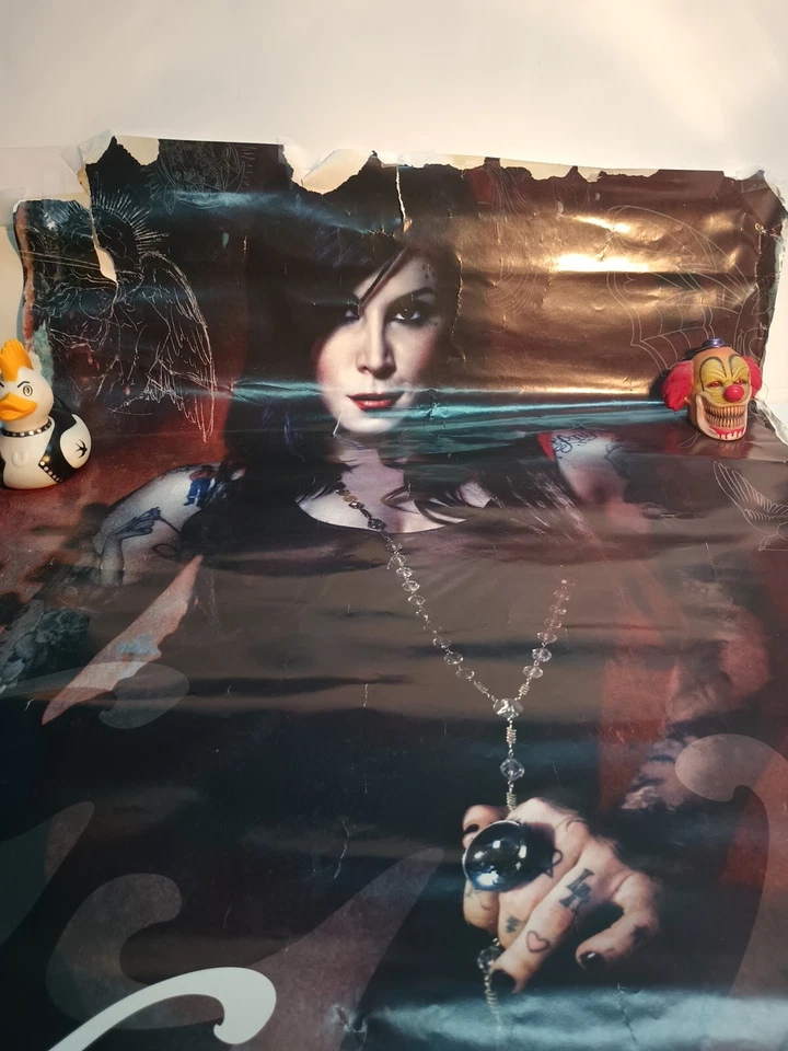 (1) Pre-owned Vintage 35 X 23 Kat Von D Poster Some Damage From Tapping To Wall - Image 4 of 4