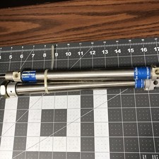 ONE SET FESTO DSN-20-200-PPV PNEUMATIC CYLINDER 10BAR 150PSI LA20X