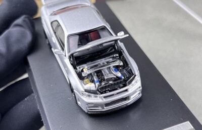 MH 1:64 Silver JDM Skyline GTR R34 Z-Tune Sports Model Diecast