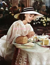 GRETA GARBO #277 BEAUTIFUL COLORIZED PHOTO 11 X 8.5 SHIPS FREE