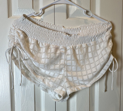 No Boundaries Juniors White Lace Shorts L (11-13) Elastic Waist Drawstring