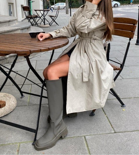 BOTTES DE PLUIE HAUTES ZARA EN CAOUTCHOUC KAKI TAILLE 41