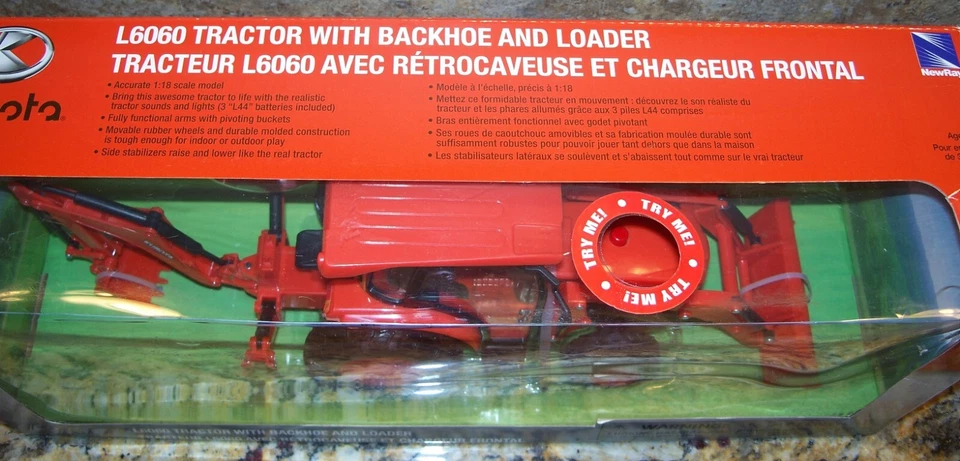 Newray L6060 Tractor w/ Backhoe & Loader, Battery Operated Model, SS-33123A 1:18 - Image 4 of 4