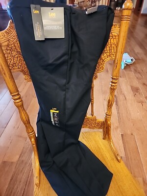 Lee revolutionary fits flex motion pants short regular fit mid rise  trouser