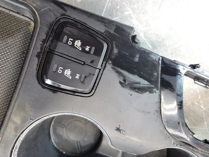 2011 2012 2013 HYUNDAI TUCSON CENTER CONSOLE SHIFTER TRIM PANEL 84650-3Q150-4X - Image 3 of 4
