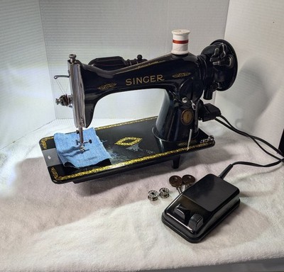 VINTAGE SINGER 15-91 CENTENNIAL SEWING MACHINE**EXCELLENT**SERVICED**