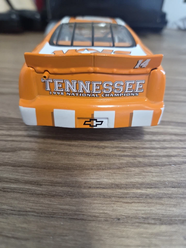 Hot Wheels 1999 1/24 NASCAR Crews Choice #14 Sterling Marlin Tennessee Vols Foto 3 de 4