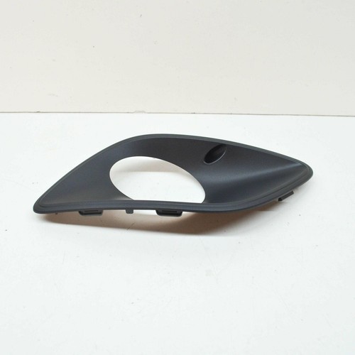 Mercedes Benz Sprinter 910 Bumper Area Cover Genuine A91088544009K83 - Picture 8 of 10