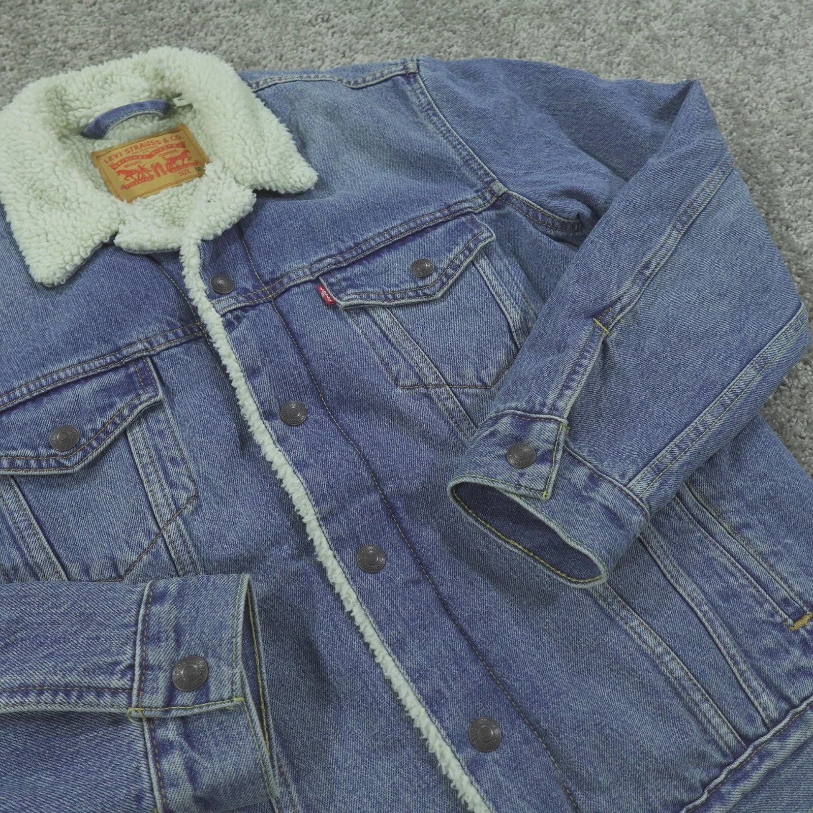 Levi’s Jacket Mens Medium Jean Denim Sherpa Lined Trucker Cowboy Rodeo