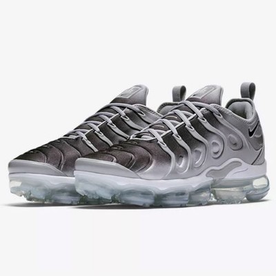 nike vapormax plus grey wolf