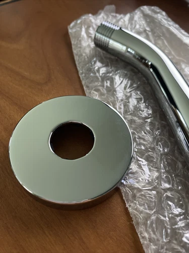 Signature Hardware 8" shower arm with flange chrome SHSK80CP - Picture 2 of 6