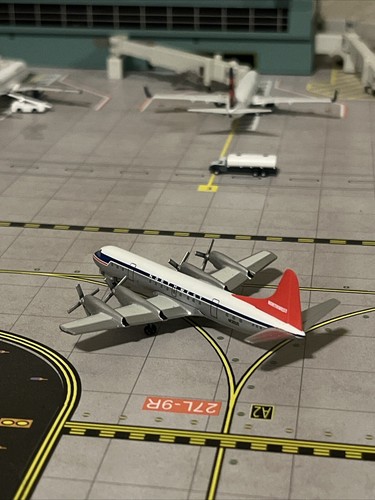 1:400 Dragon Wings Premiere Collection Northwest Lockheed L-188 Electra - Picture 4 of 8
