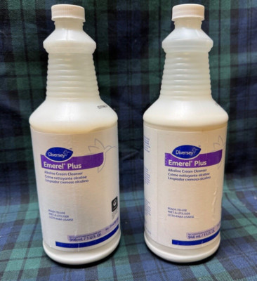 2 - Diversey Emerel Multi-Surface Creme Cleanser, Fresh Scent, 32 Oz Bottle