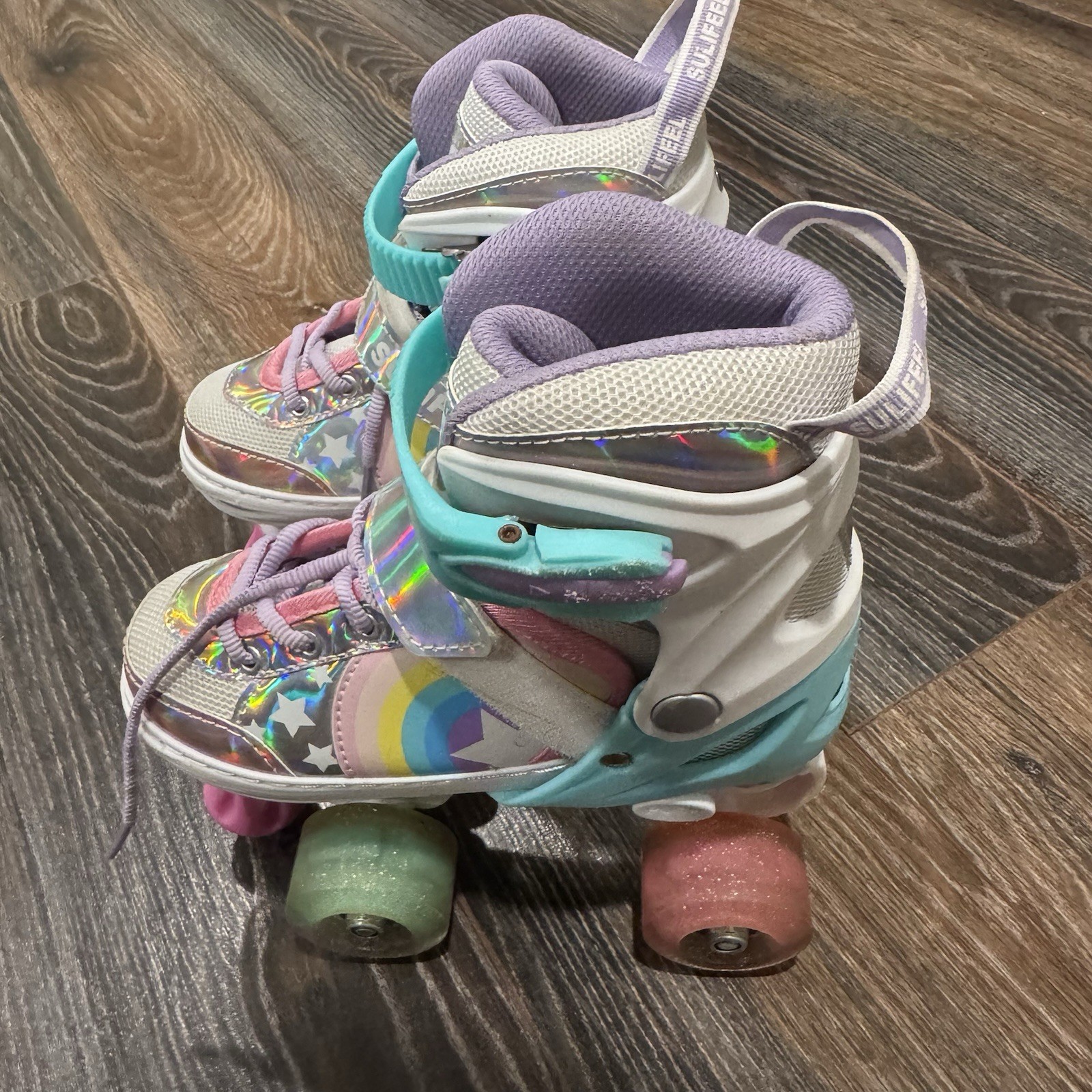 SULIFEEL Rainbow Light Up Quad Roller Skates Adjustable Kids Shoe Size 9c-13c