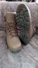 NIB: British Army Iturri Cold Wet Weather Boots MoD Brown Gore-Tex Size 11