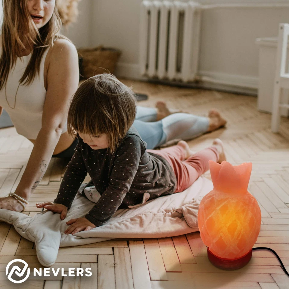 Lámpara de sal rosa del Himalaya en forma de piña con base de madera | 7-8 libras y 7"-8" de alto H... Foto 3 de 4