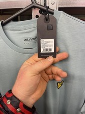 Image of Lyle and Scott Men's Dark Blue Short Sleeved T-Shirt UK Size small Brand New Tag
