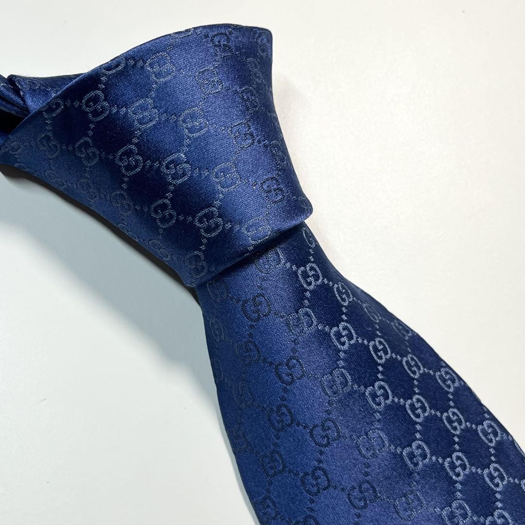 Gucci GG Silk Tie Blue Glossy Belt Preowned Luxury Accessory