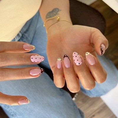 Für French Aesthetic Short Almond Press On Nails mit ausgewogenem Polka Dot Layout