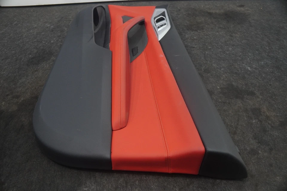 Отделочная панель передней правой пассажирской двери 51417884752 BMW M4 M440i G82 G22 2021-24 - Изображение 4 из 4