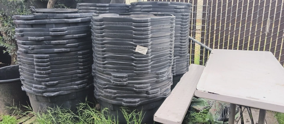 Maceta de plástico moldeada por inyección Haviland 65 gal #65 HAV 6500 jardín exterior 420 Foto 3 de 4