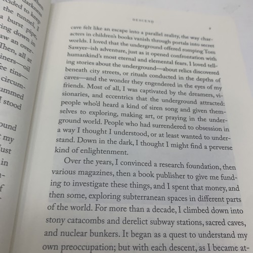 Underground : A Human History of the Worlds Beneath Our Feet by Will Hunt (2019, - Imagen 9 de 9